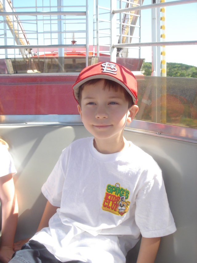 2007/03(Mar)/04(SixFlags-SanAntonio)/640x480_2007-04-01 12-25-42.JPG